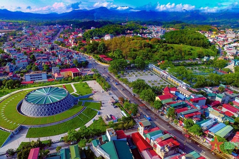 %C4%90I%E1%BB%86N%20BI%C3%8AN