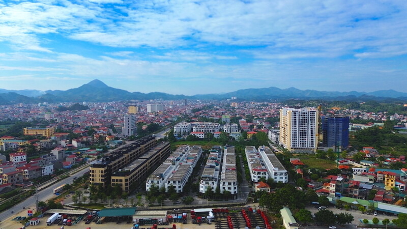 l%E1%BA%A1ng%20s%C6%A1n