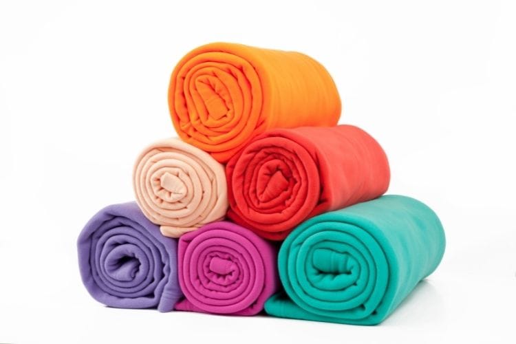 ma-nganh-1392-san-xuat-hang-det-san-tru-trang-phuc